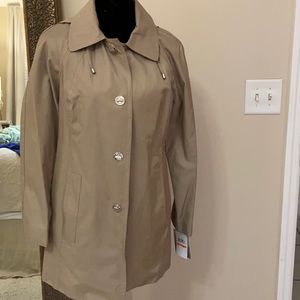 New London fog khaki trench coat small